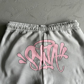 Conjunto Synaworld Logo Cinza Rosa