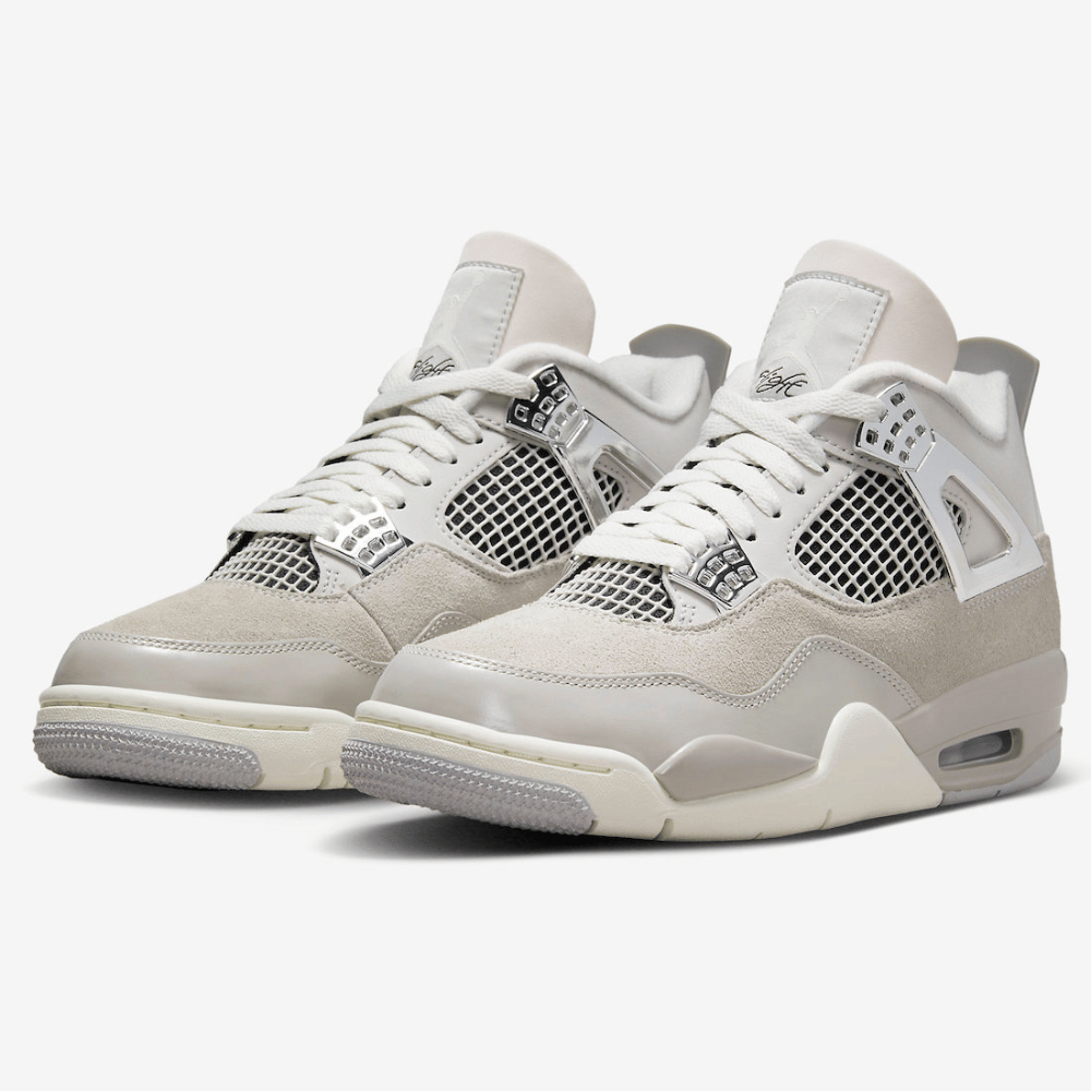 Tênis Nike Air Jordan 4 Frozen Moments