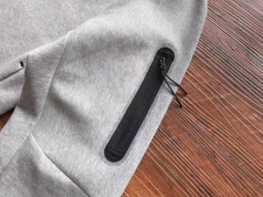Conjunto Nike Tech Fleece Cinza - Estilo e Conforto Superior