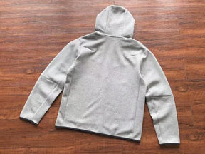 Conjunto Nike Tech Fleece Cinza - Estilo e Conforto Superior