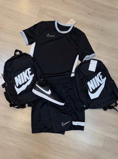 Kit Nike completo (Volta as aulas)